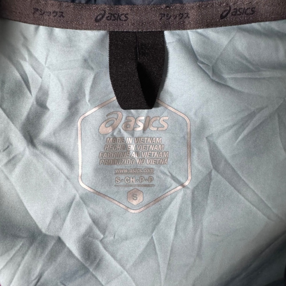 Asics Women S Half Zip Hooded Packable Reflective Windbreaker Blue Pink 2012B906 - Picture 3 of 11